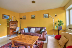 GuestReady - Colourful and Homelike Apt in the 11th arrond